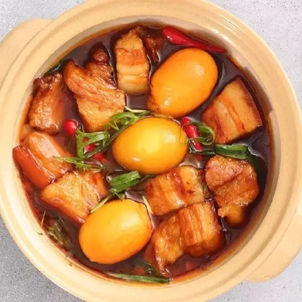 Hình ảnh Cơm Thịt kho hột vịt