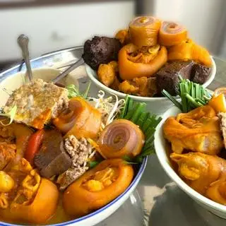 Hình ảnh Bún riêu giò - riêu cua