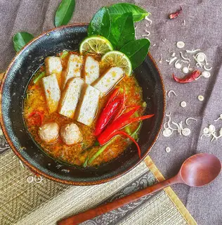 Hình ảnh Bún Tomyum Chả Cá Bò Viên