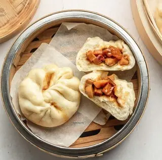 Hình ảnh Bánh bao xá xíu phô mai