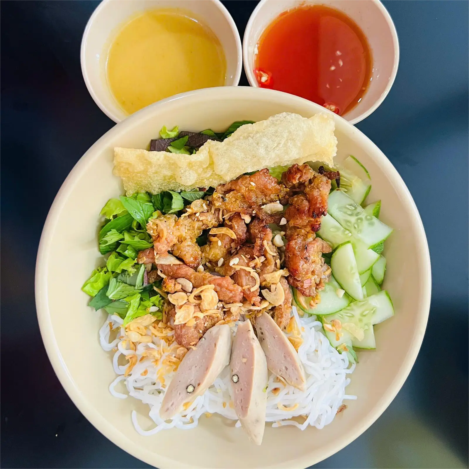 Hình ảnh Bún thịt nướng Gia Lai