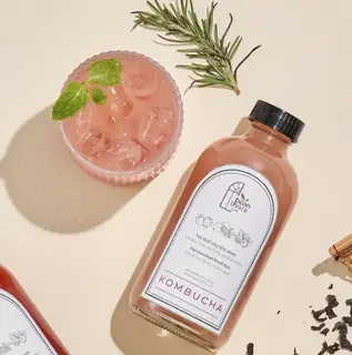 Hình ảnh The pink - dâu tây - ổi