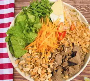 Hình ảnh Phở bò trộn nam bộ
