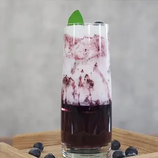 Hình ảnh Latte việt quất
