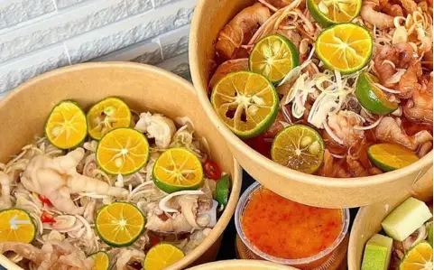 Hình ảnh Ăn Vặt Siêu Cấp Minh Châu - Chân Gà & Lẩu Ly - Phạm Hùng