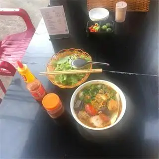 Hình ảnh Bún riêu cua - tô trung