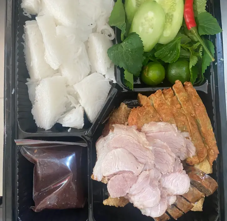 Hình ảnh Bún đậu đầy đủ