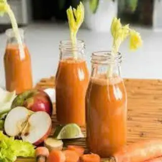 Hình ảnh Nước ép cần tây cà rốt táo