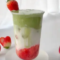 Hình ảnh Matcha dâu tây