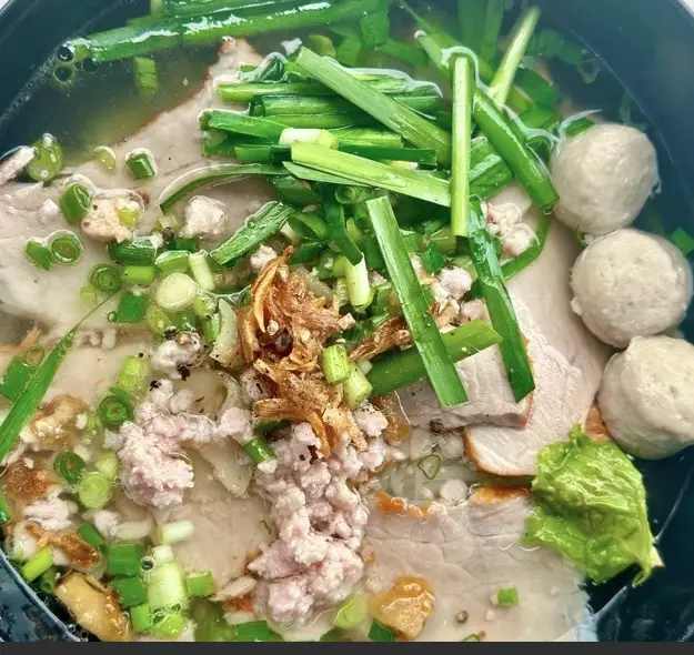 Hình ảnh HỦ TÍU DAI XÁ XÍU BÒ VIÊN 