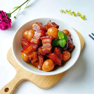 Hình ảnh Cơm thịt kho trứng