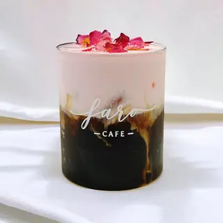 Hình ảnh Cà phê foam hoa anh đào