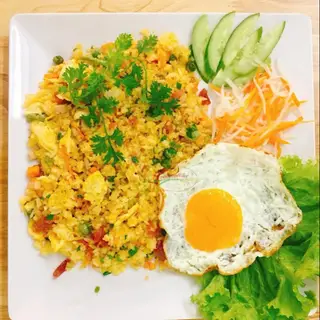 Hình ảnh Cơm thố 2 trứng ốp la