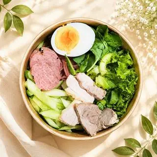 Hình ảnh Bún gạo lứt thịt luộc - trứng - nem chua