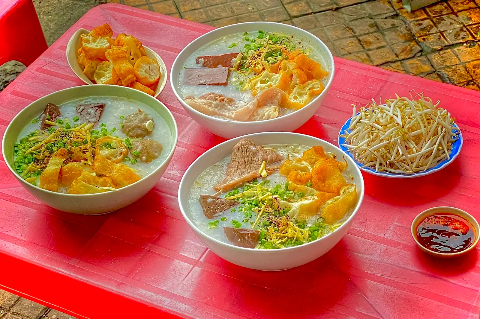 Hình ảnh Tám Hói - Cháo Huyết Bò Viên & Giò Heo - Phan Văn Trị
