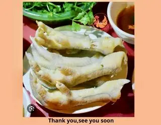 Hình ảnh Chân gà luộc - loại to - 5 chân