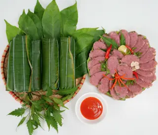 Hình ảnh Nem chua thượng hạng 1 cây
