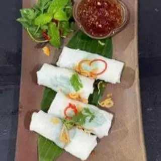 Hình ảnh Bánh ướt cuốn thịt nướng miền Trung