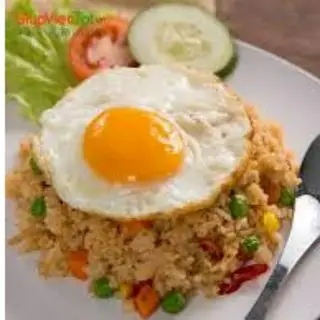Hình ảnh cơm chiên ốp la