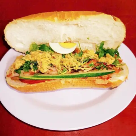 Hình ảnh Đậu Food - Bánh Mì Bình Định - Võ Văn Vân
