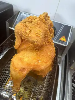 Hình ảnh Gà rán nửa con