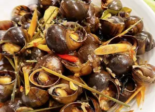 Hình ảnh Ốc bươu xào sả ớt