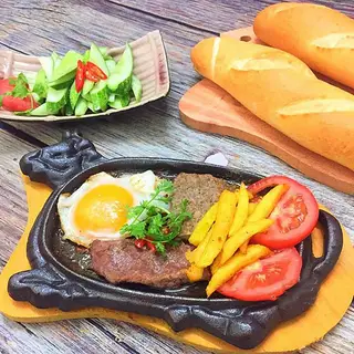 Hình ảnh Bò -  trứng -  xúc xích -  phô mai -  cá ngừ