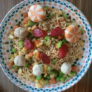Hình ảnh Mì trộn thập cẩm rau củ