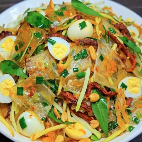 Hình ảnh C Thảo Bánh Tráng Trộn Đồng Khởi - Bình Thới