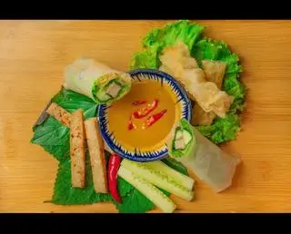 Hình ảnh Cuốn chả cá