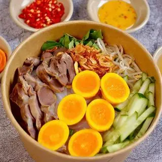 Hình ảnh Bánh ướt lòng gà - trứng non
