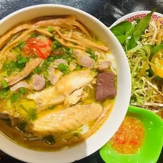 Hình ảnh Bún măng gà