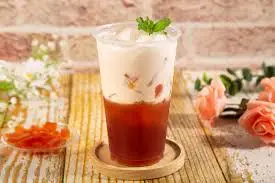 Hình ảnh Hồng trà thạch kem sữa