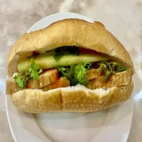 Hình ảnh Bánh Mì Chả Nóng Dũng Hạnh -  Nam Đồng