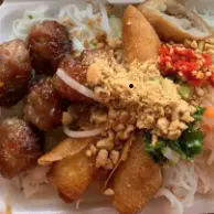 Hình ảnh Cơm Tấm & Bún Thịt Nướng Kim Chi - Trần Thị Năm