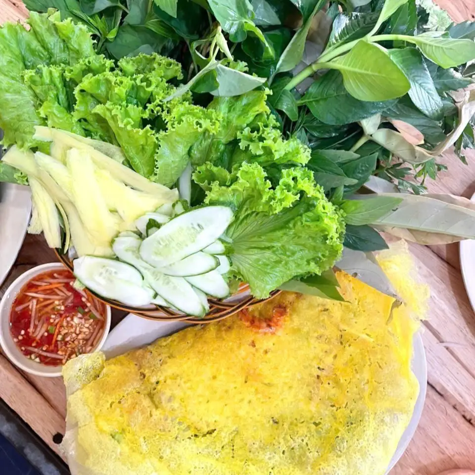 Hình ảnh BÁNH XÈO RAU RỪNG HAI VƯƠNG - Dân Chủ