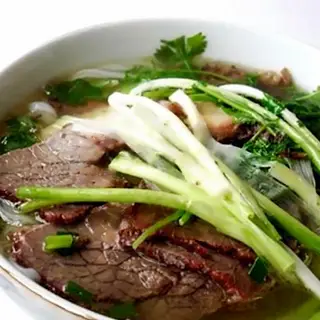 Hình ảnh Phở bò chín