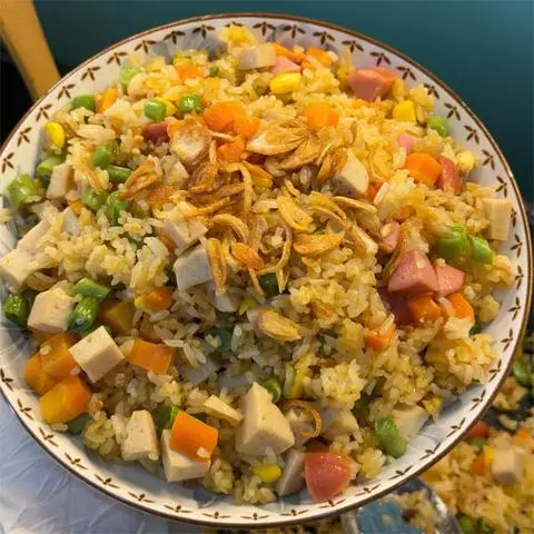 Hình ảnh Cơm Chiên & Chân Gà Sốt Thái - Nguyễn Kiệm