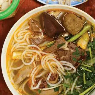 Hình ảnh Bún bò Huế tô thường