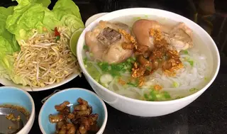 Hình ảnh Hủ tiếu giò đầy đủ