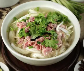 Hình ảnh Phở tái chín