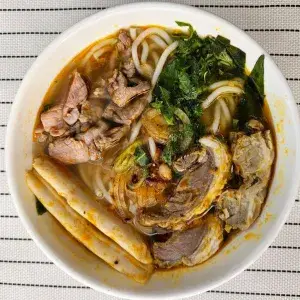 Hình ảnh Combo bún bò chả - nước