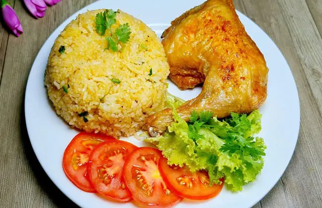 Hình ảnh Cơm Đùi Gà góc tư ( Lớn )