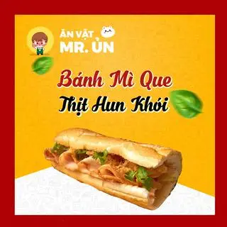 Hình ảnh Bánh mì que thịt hun khói