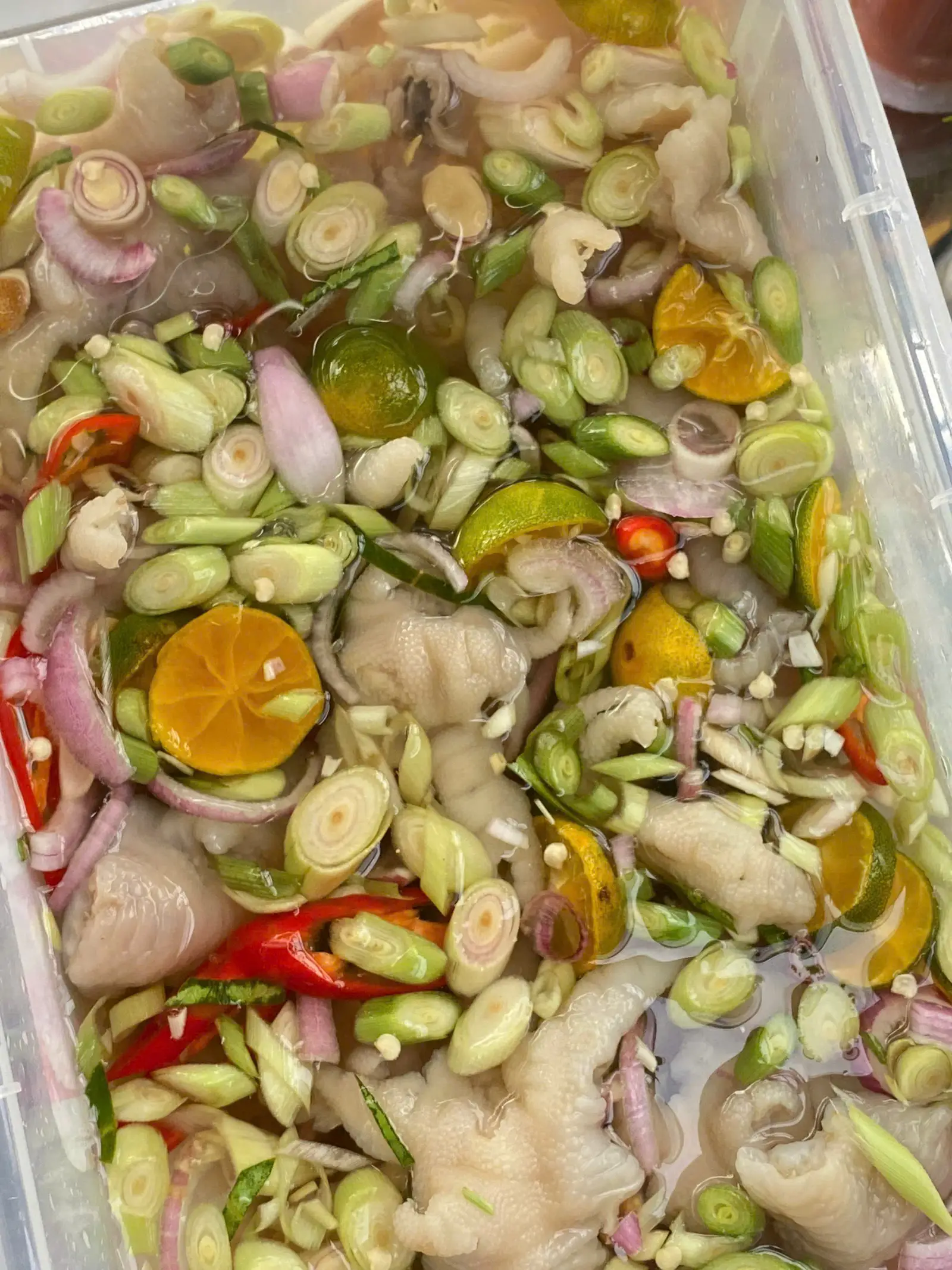 Hình ảnh Chân gà rút xương sả tắc (Nhỏ)