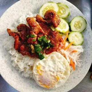Hình ảnh Cơm sườn trứng