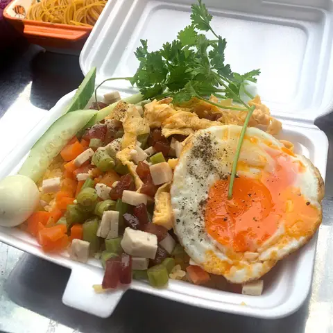 Hình ảnh Cơm Chiên Dương Châu Siêu Topping Su Thị Ri - Lê Đình Cẩn