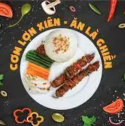 Hình ảnh Cơm lợn xiên nướng