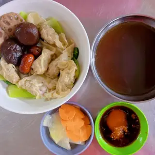 Hình ảnh Mì - sủi cảo tôm