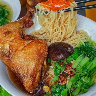 Hình ảnh Mì đùi vịt
